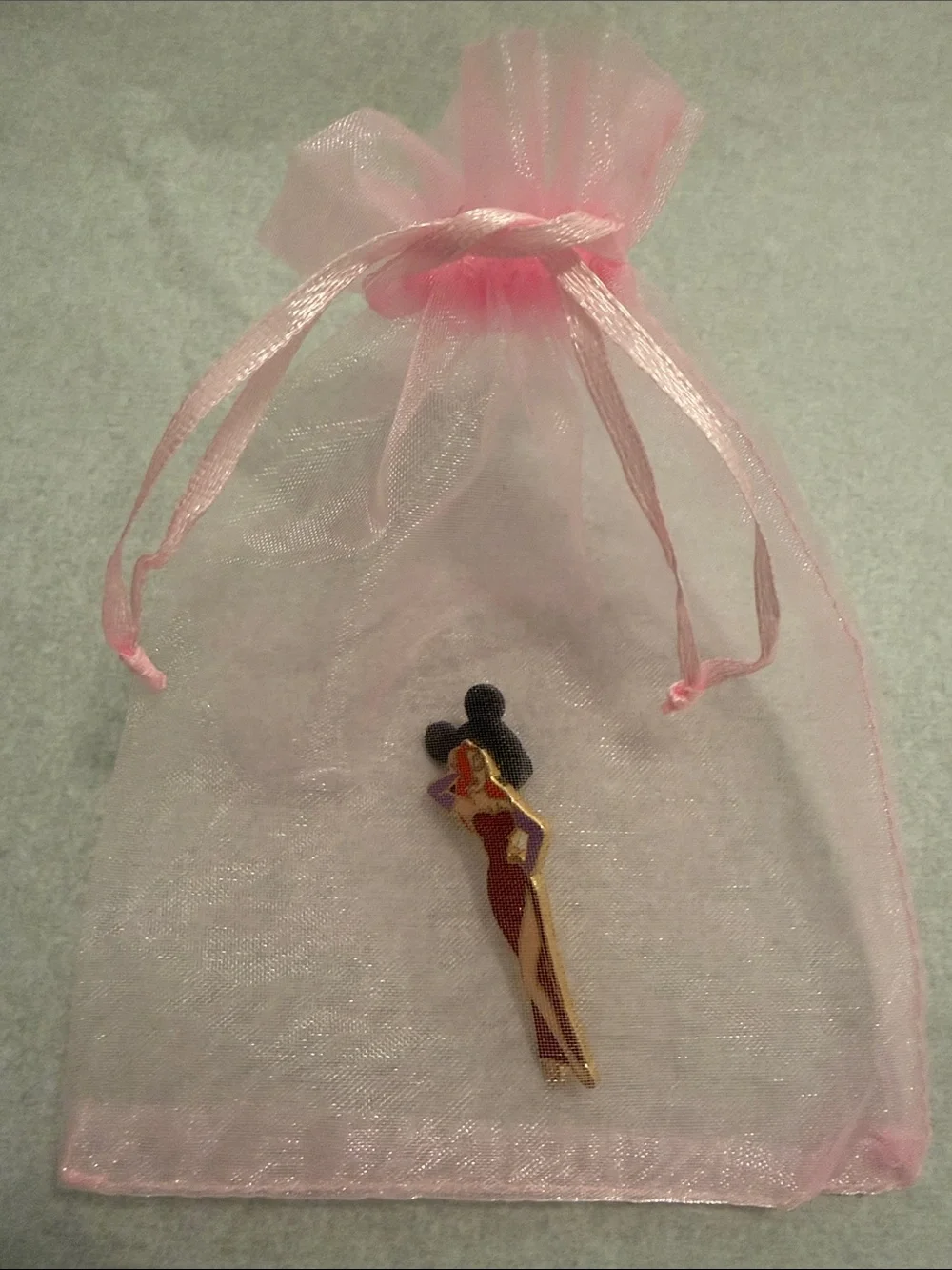 Disney Collectible Pin, 2006, Jessica Rabbit, #40313, 1.75”x.75”